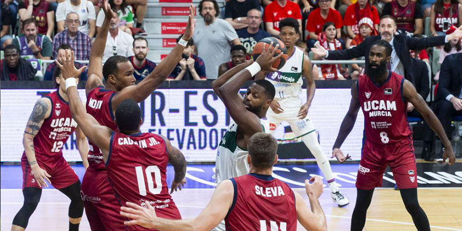 UCAM Murcia C.B. – Unicaja Málaga (21:30) Supercopa Endesa